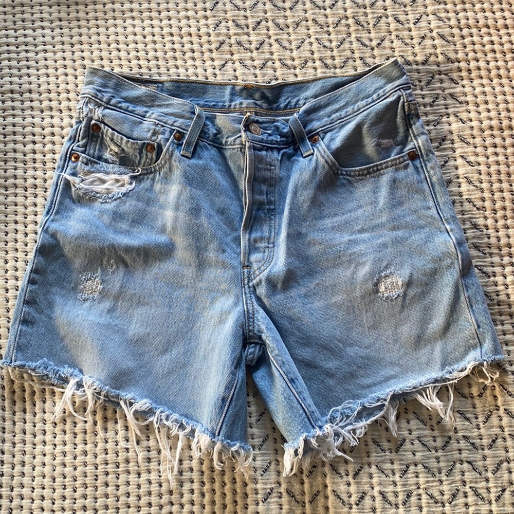 Levi’s 501 Cutoff Denim Shorts